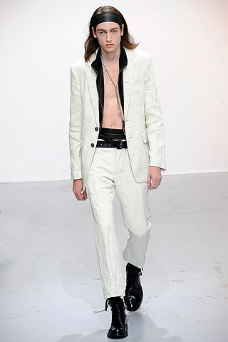 Ann Demeulemeester / - 2010